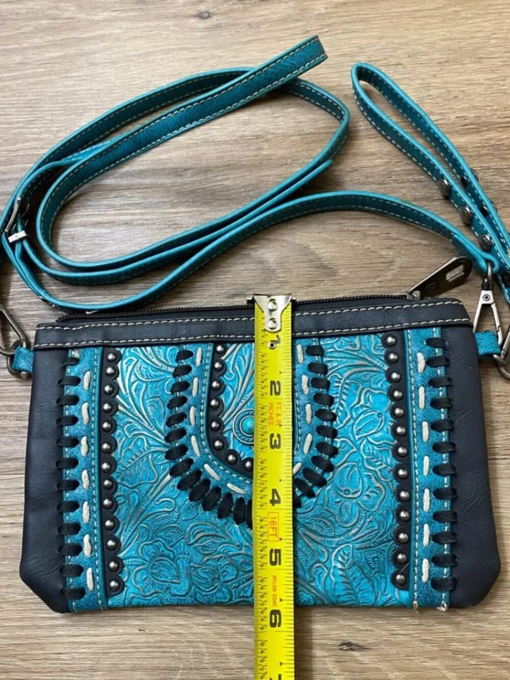 Montana West Western Wristlet Crossbody Clutch White Black Turquoise Studded Flo
